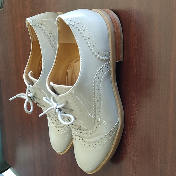 Franco Sarto Grey Patent Oxford Size 38/8 - Picture 2 of 9